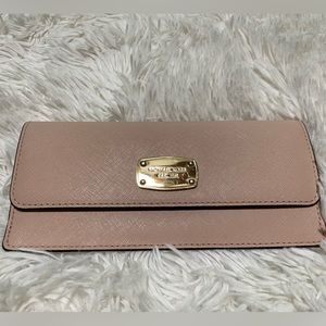 Michael Kors Slim Light Pink Wallet